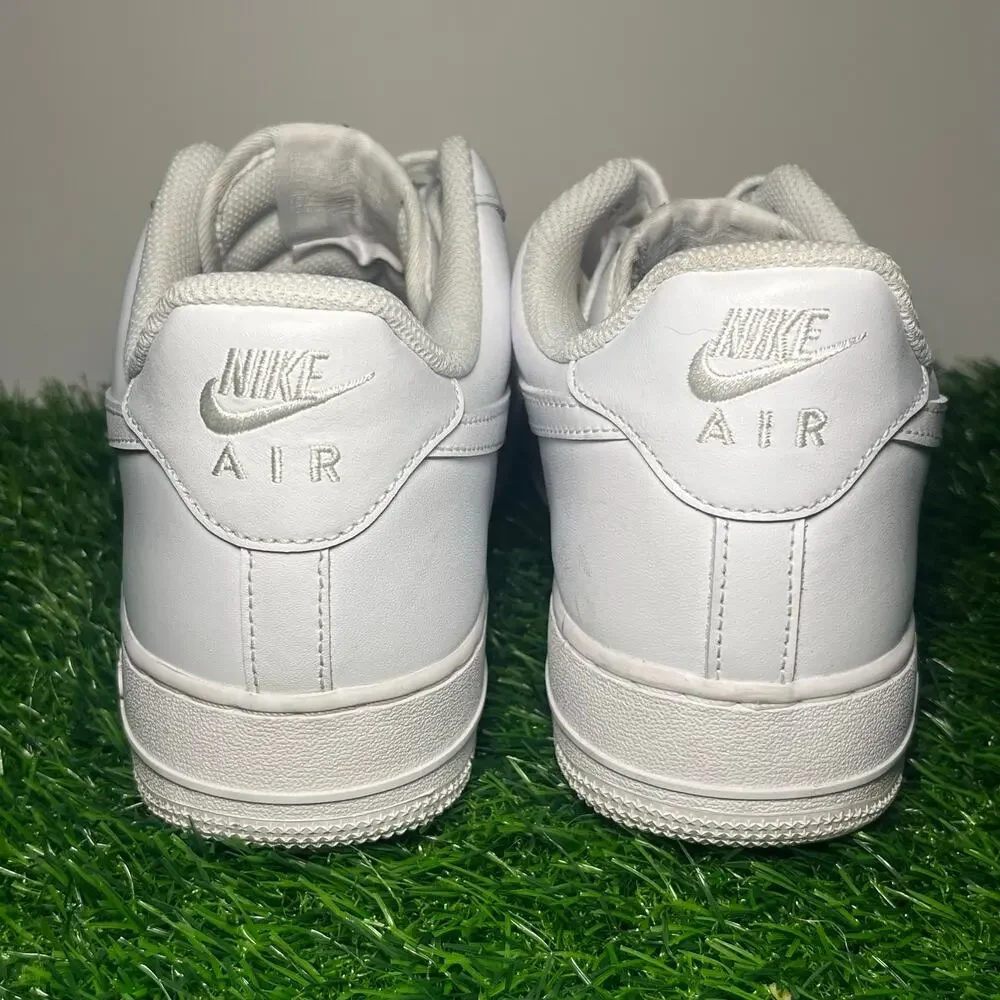 Size 10.5 - Nike Air Force One White